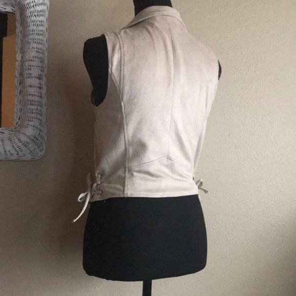 Lovers + Friends Elliot Vest - Picture 6 of 14